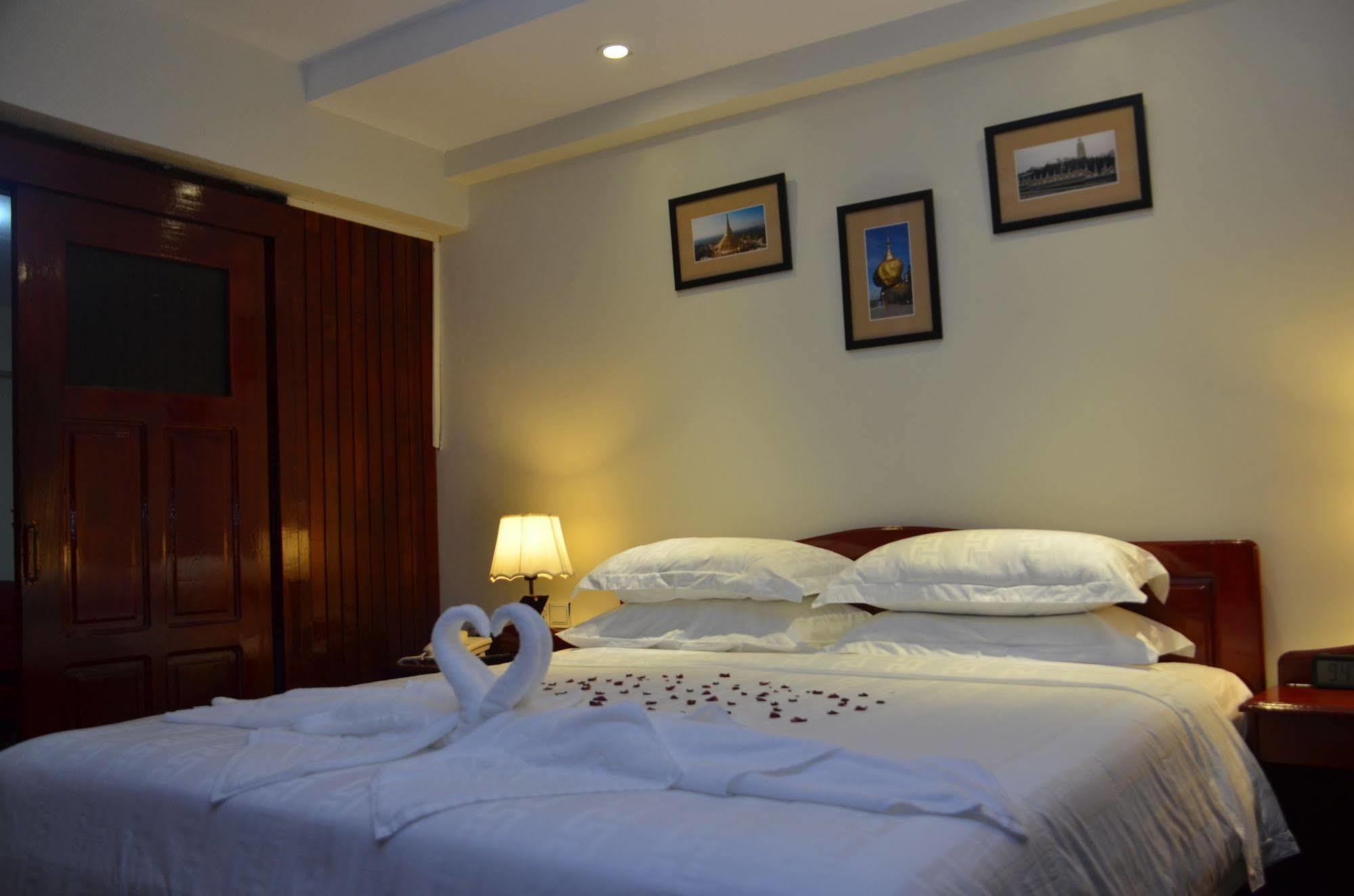 City Star Hotel Янгон Екстер'єр фото